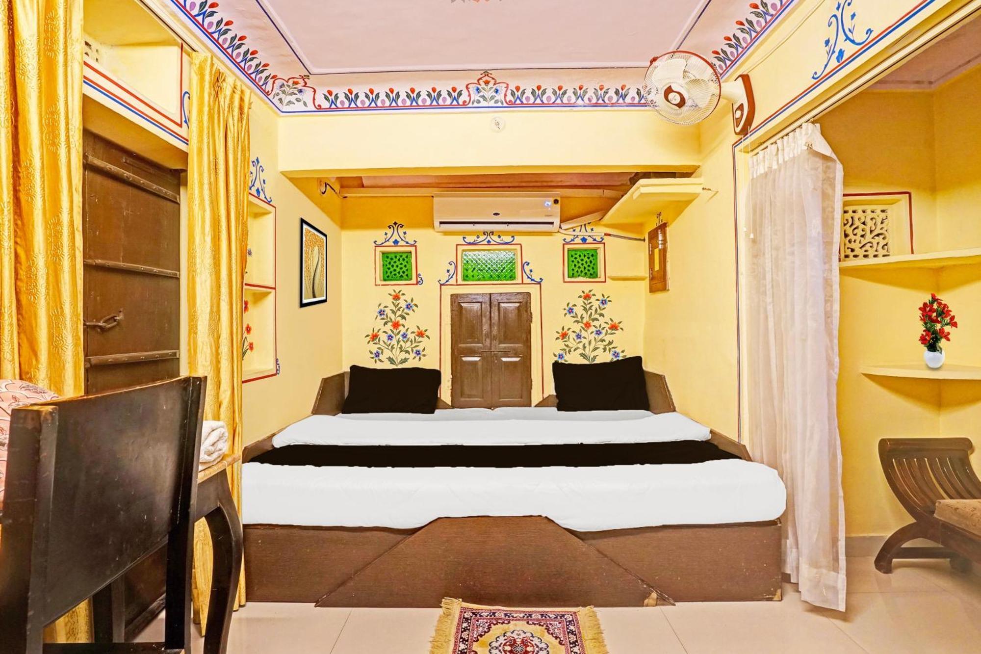 Khandaka Mahal - A Heritage Hotel Jaipur Bagian luar foto
