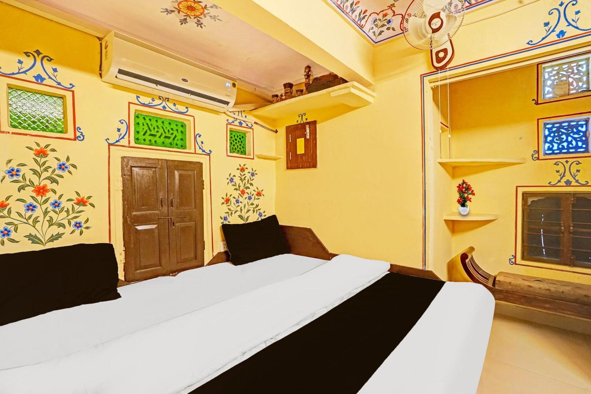 Khandaka Mahal - A Heritage Hotel Jaipur Bagian luar foto