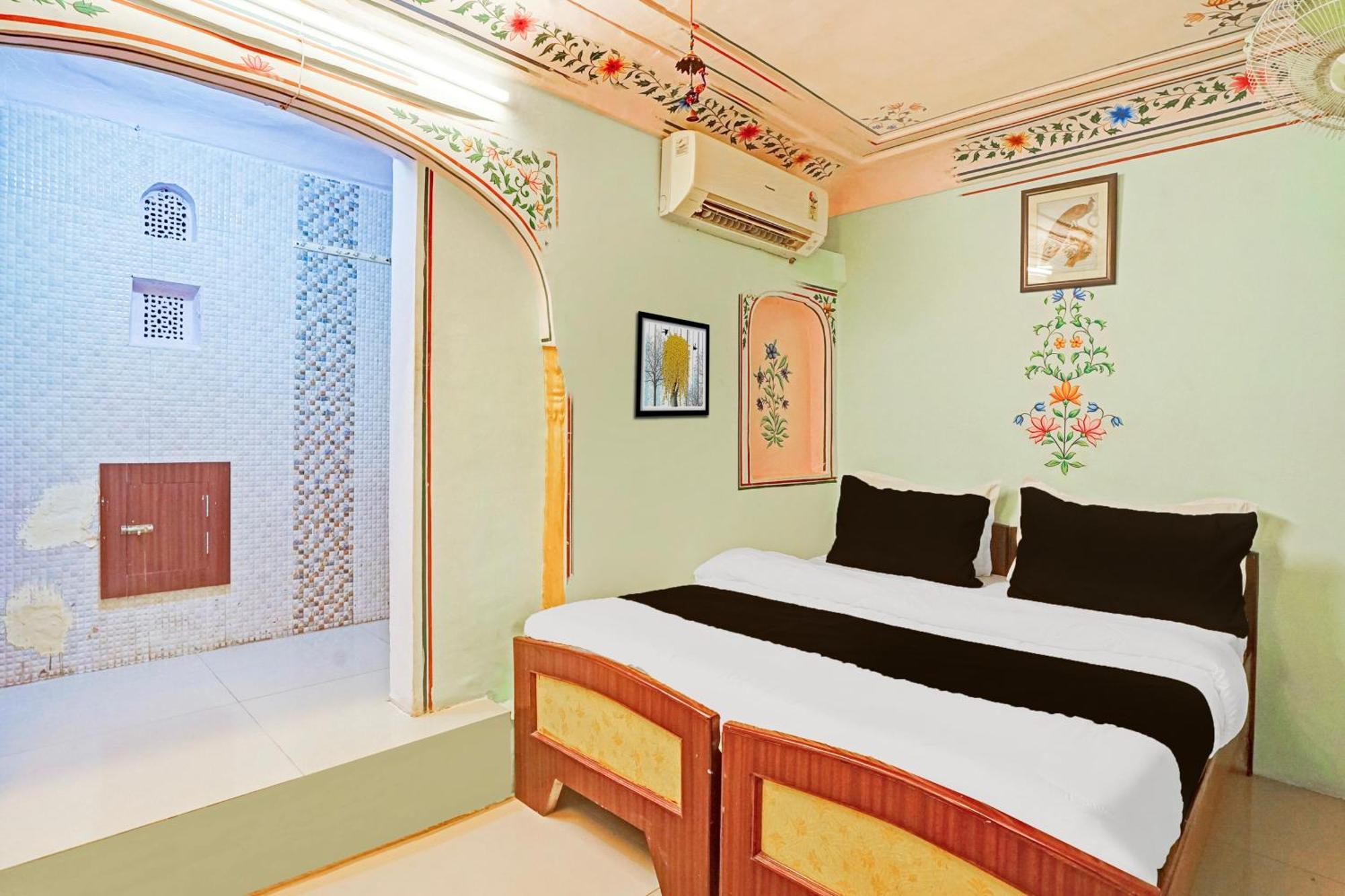 Khandaka Mahal - A Heritage Hotel Jaipur Bagian luar foto